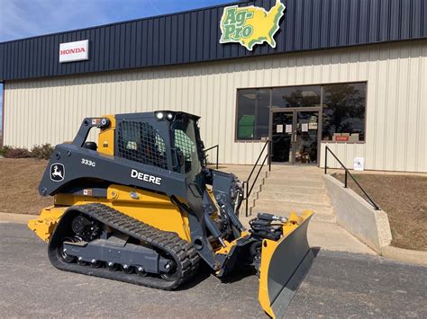 how much does a john deere 333g skid steer weigh|john deere 333g track size.